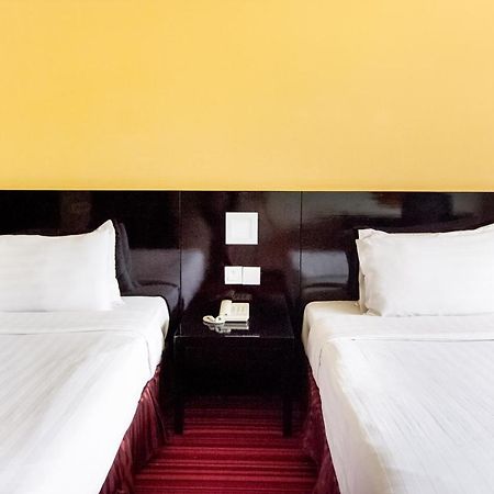 Oyo 89693 Perkasa Hotel Keningau Near Hospital Keningau Экстерьер фото