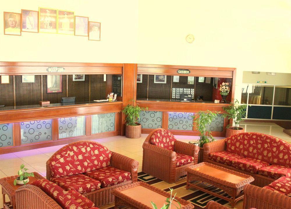 Oyo 89693 Perkasa Hotel Keningau Near Hospital Keningau Экстерьер фото