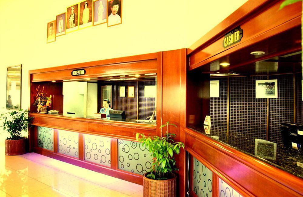 Oyo 89693 Perkasa Hotel Keningau Near Hospital Keningau Экстерьер фото