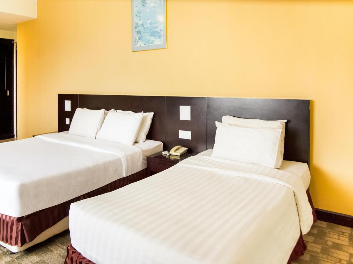 Oyo 89693 Perkasa Hotel Keningau Near Hospital Keningau Экстерьер фото